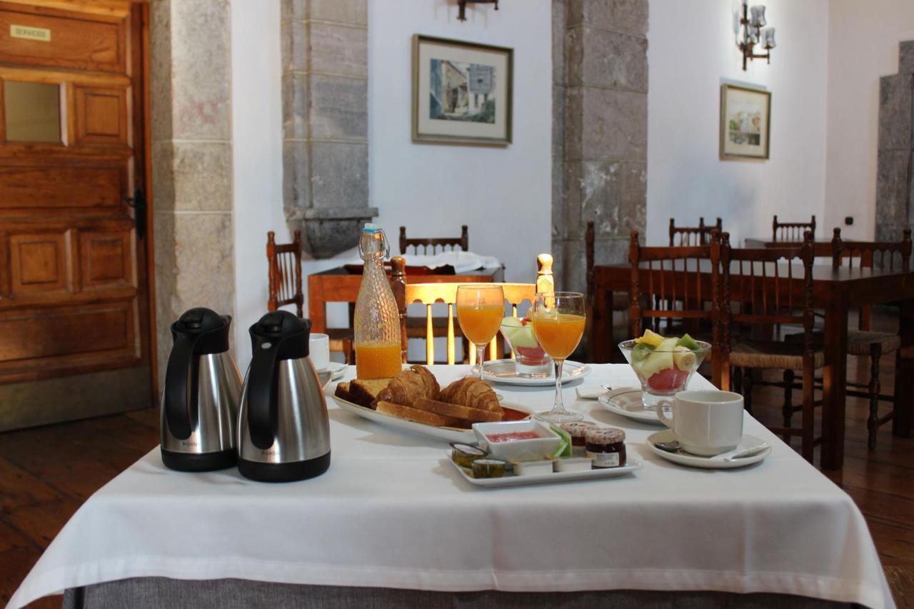 Don Paco Hotel Llanes Kültér fotó