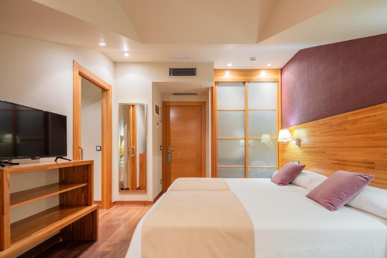 Don Paco Hotel Llanes Kültér fotó