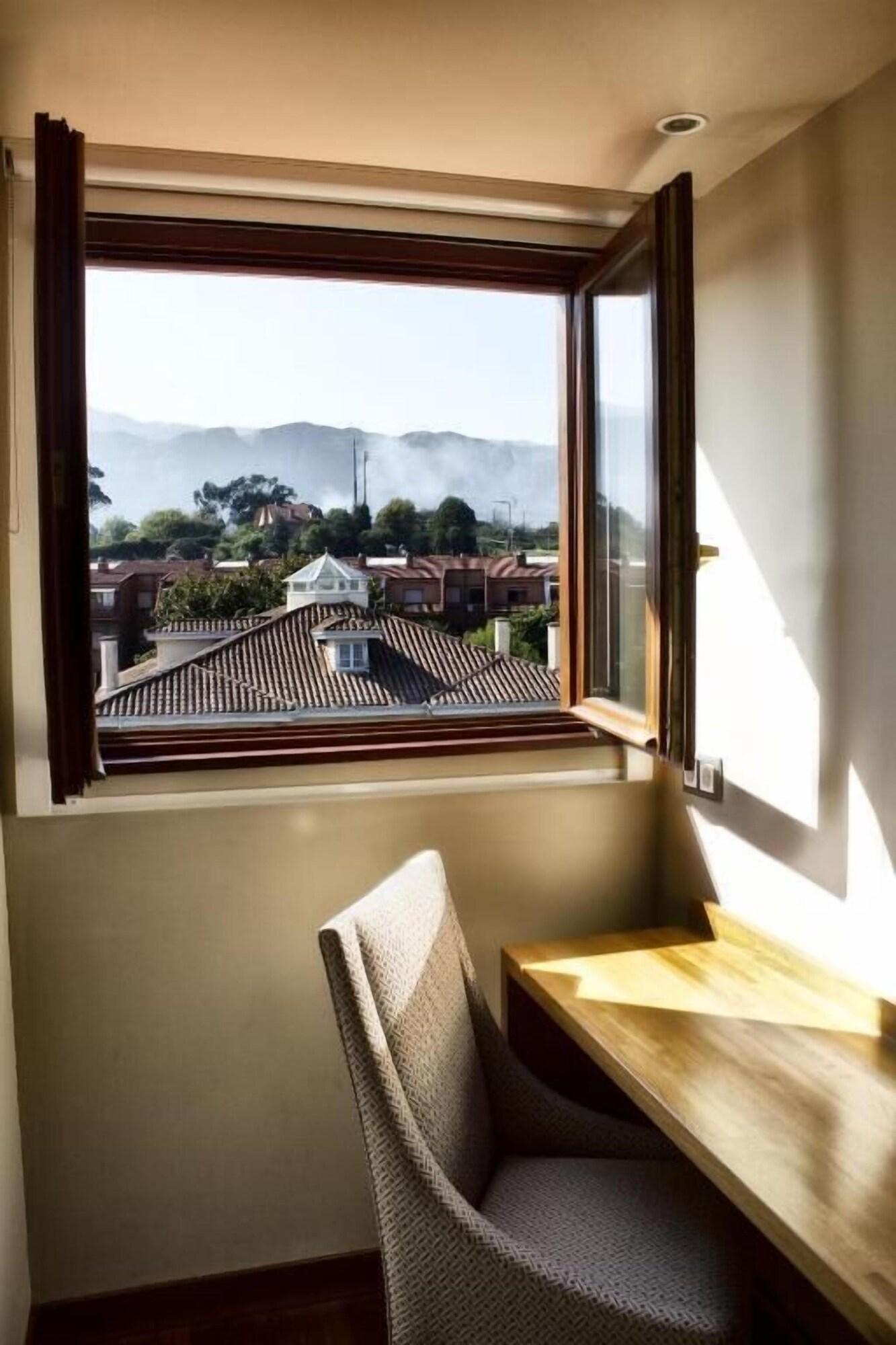 Don Paco Hotel Llanes Kültér fotó