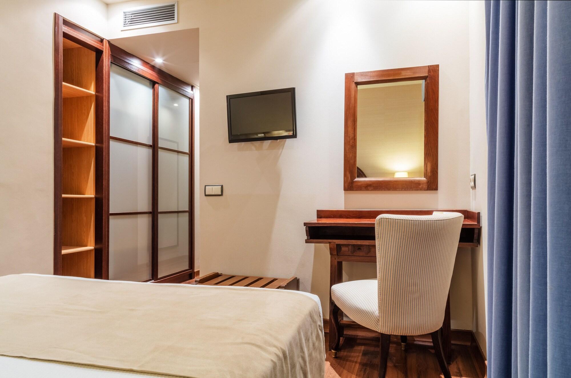 Don Paco Hotel Llanes Kültér fotó