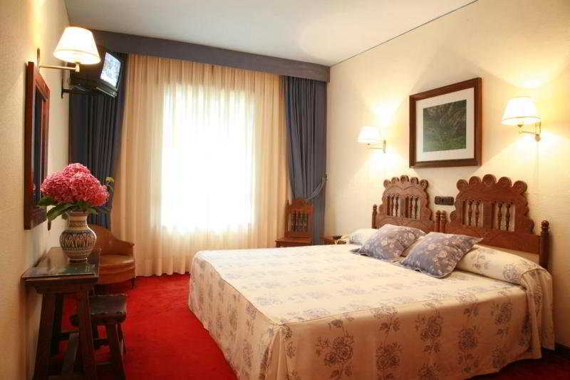Don Paco Hotel Llanes Kültér fotó